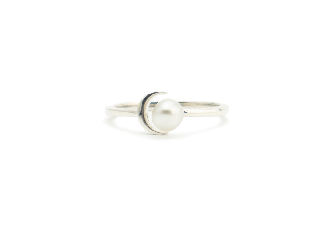 white tahitian pearl ring